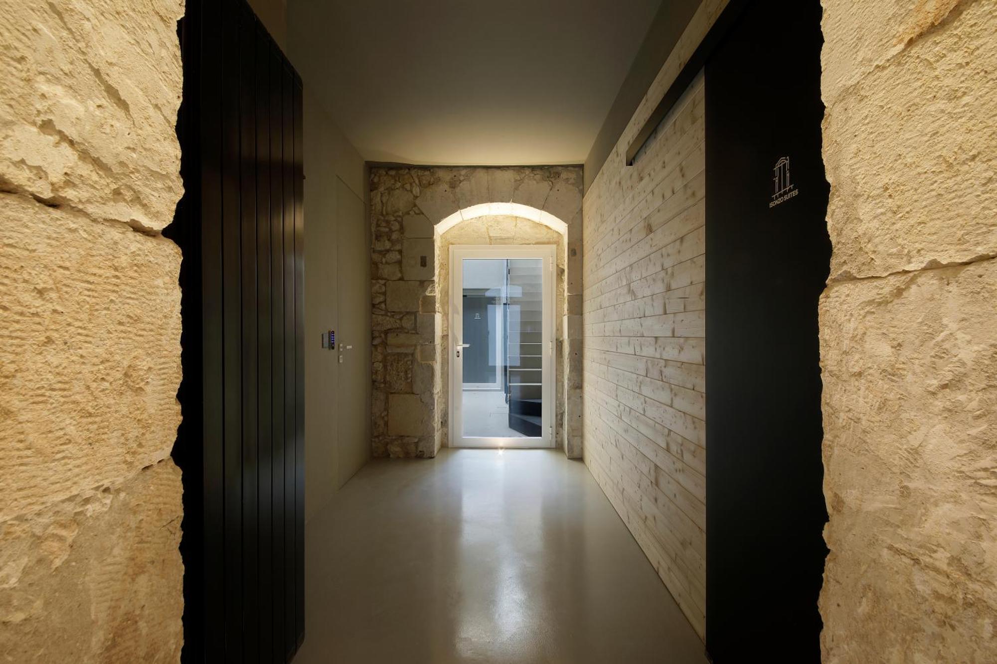 Isonzo Suites Сиракузы Экстерьер фото